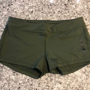 Virus Intl shorts